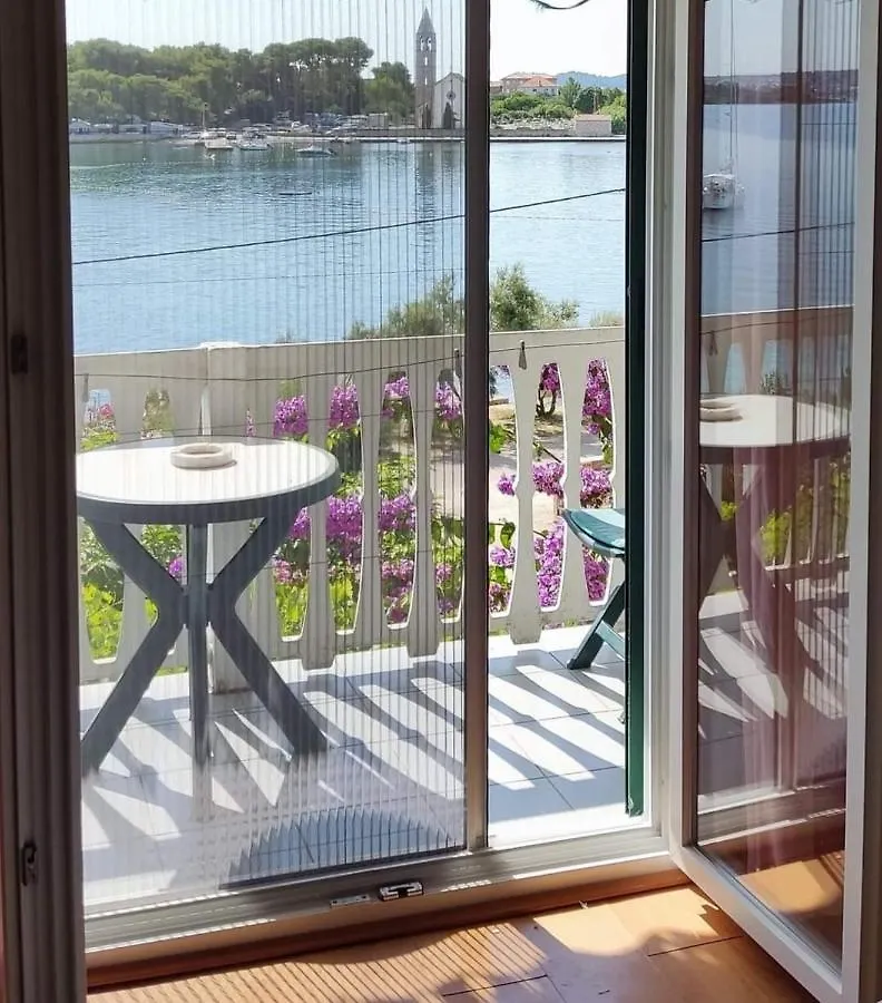 Apartment Dragica Pasman Croatia